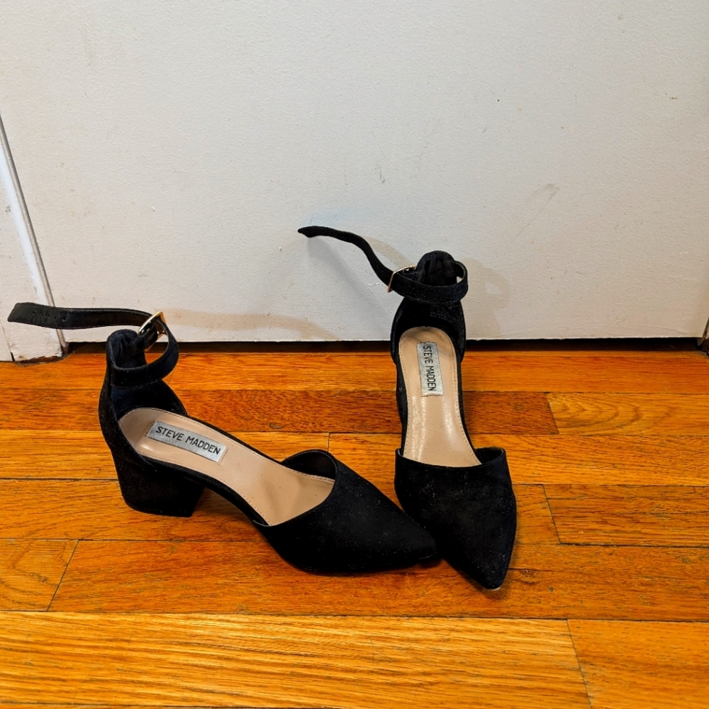 Steve Madden pumps